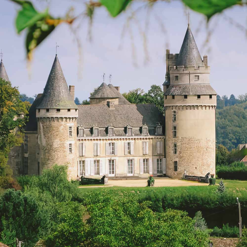 chateau with history france wedding