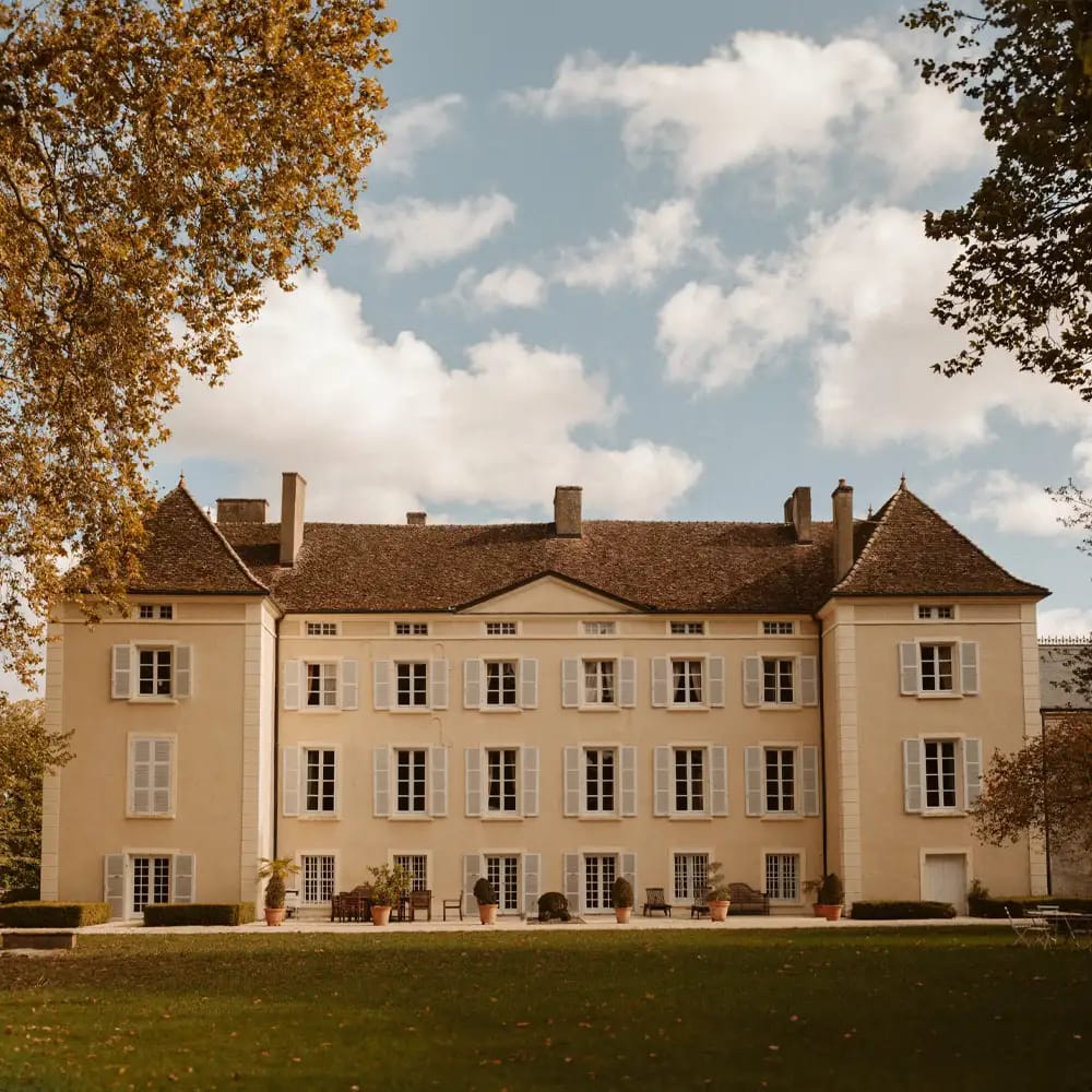 burgundy-chateau-wedding