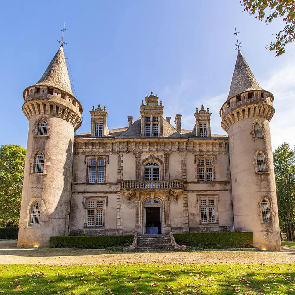 fairytale-chateau-wedding