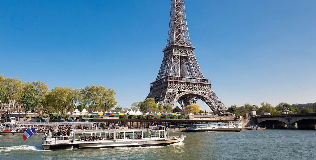 Eiffel-Tower-France1