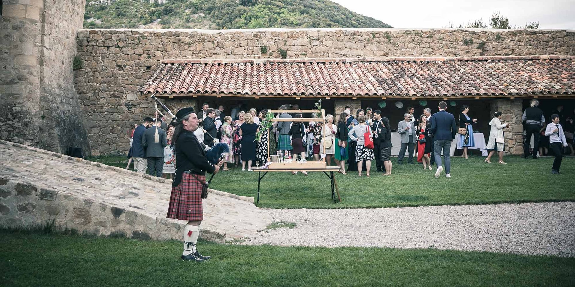 scotish french wedding