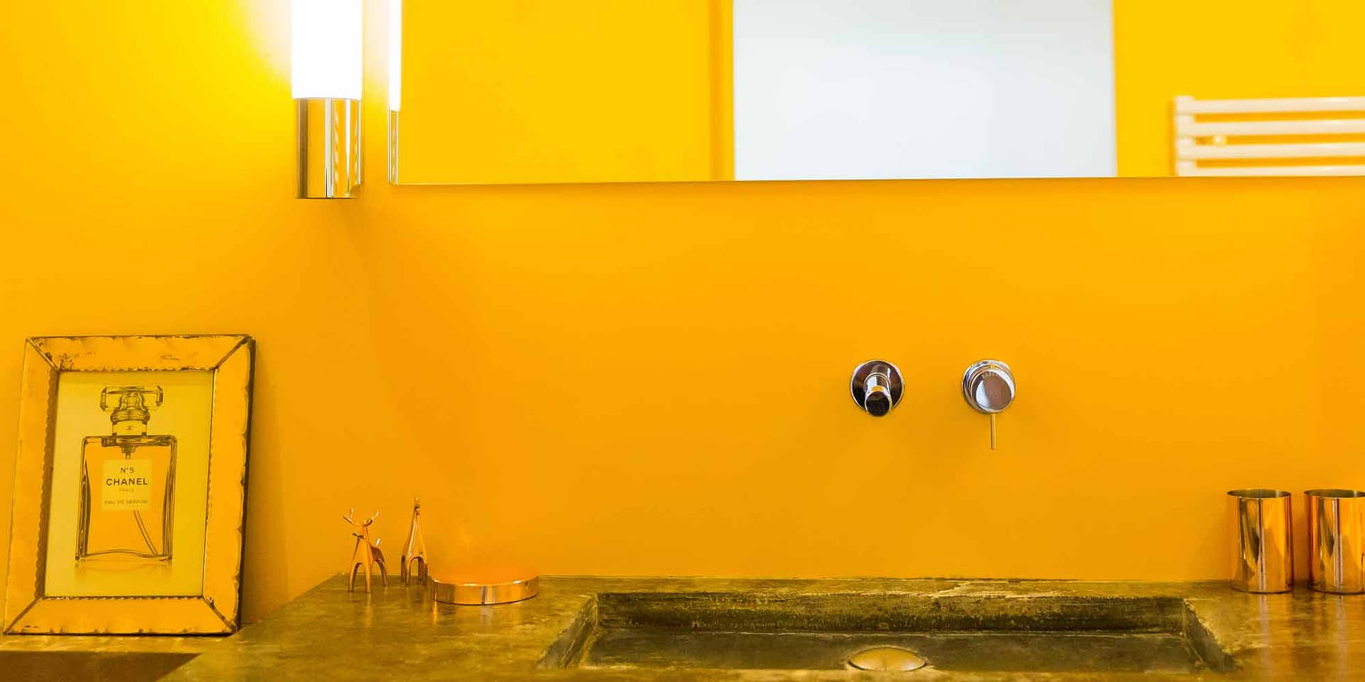 yellow interior wedding venue provence
