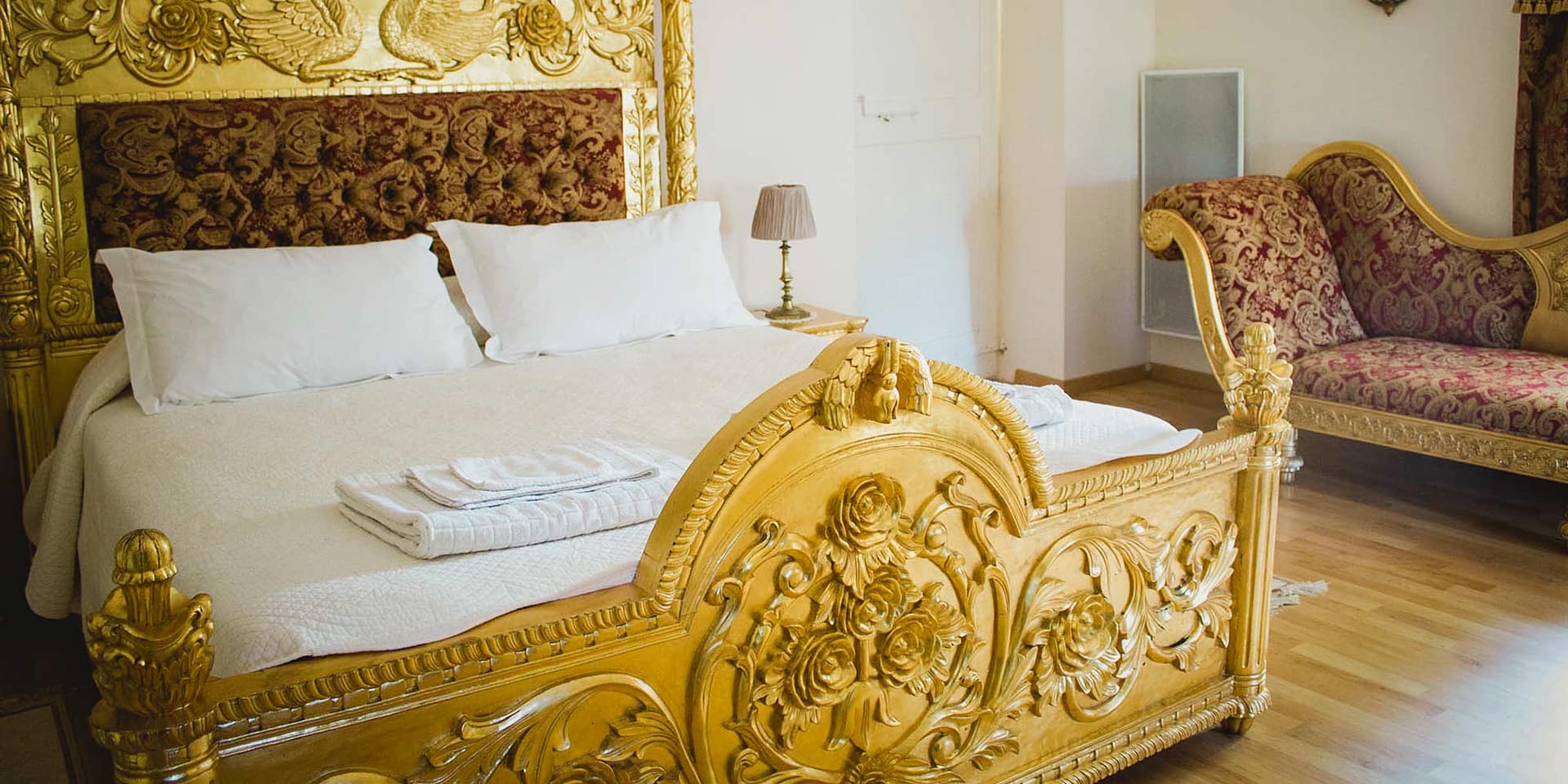 Chateau Rivieres bedroom chic