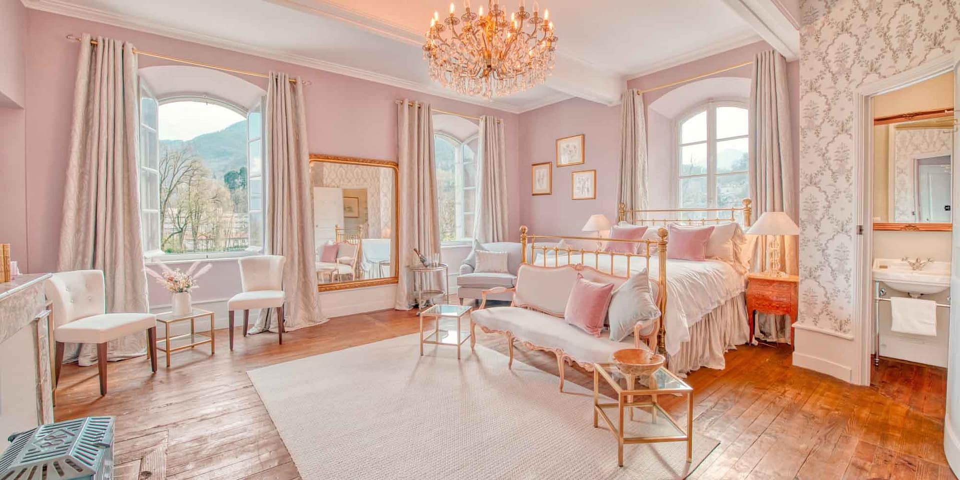 french chateau luxury bedrooms