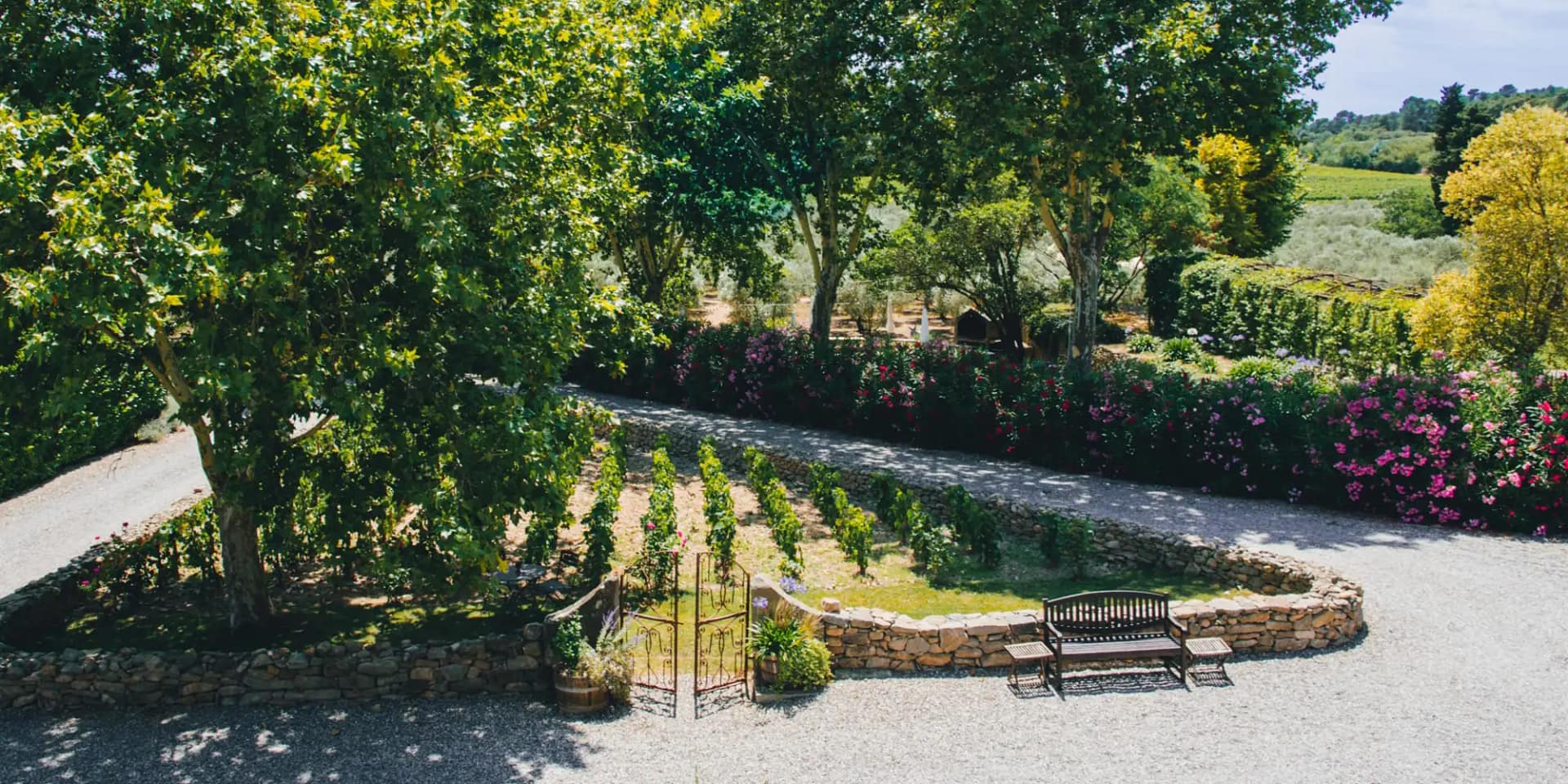 chateau canet wedding garden