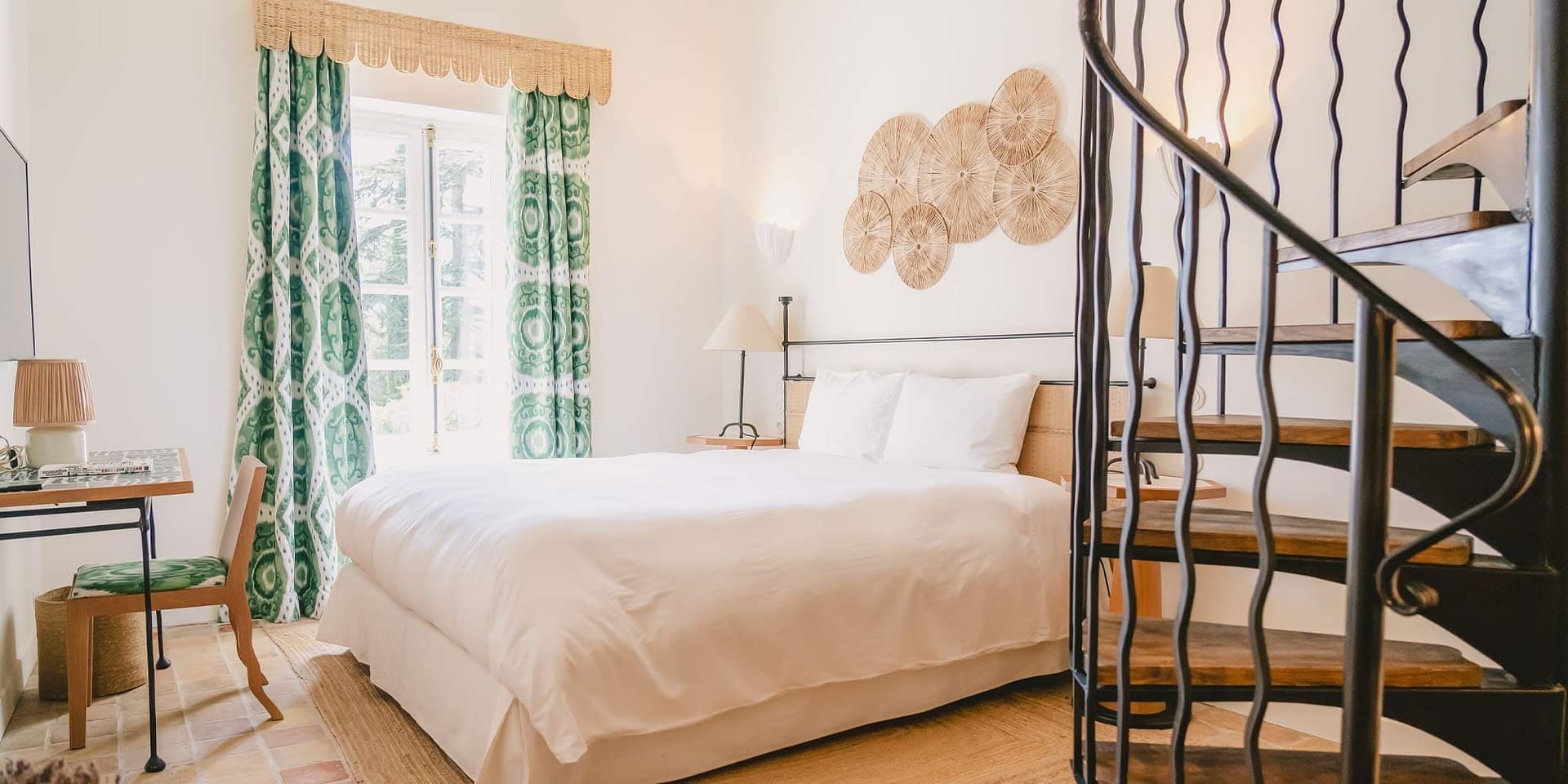 chateau crostes bed