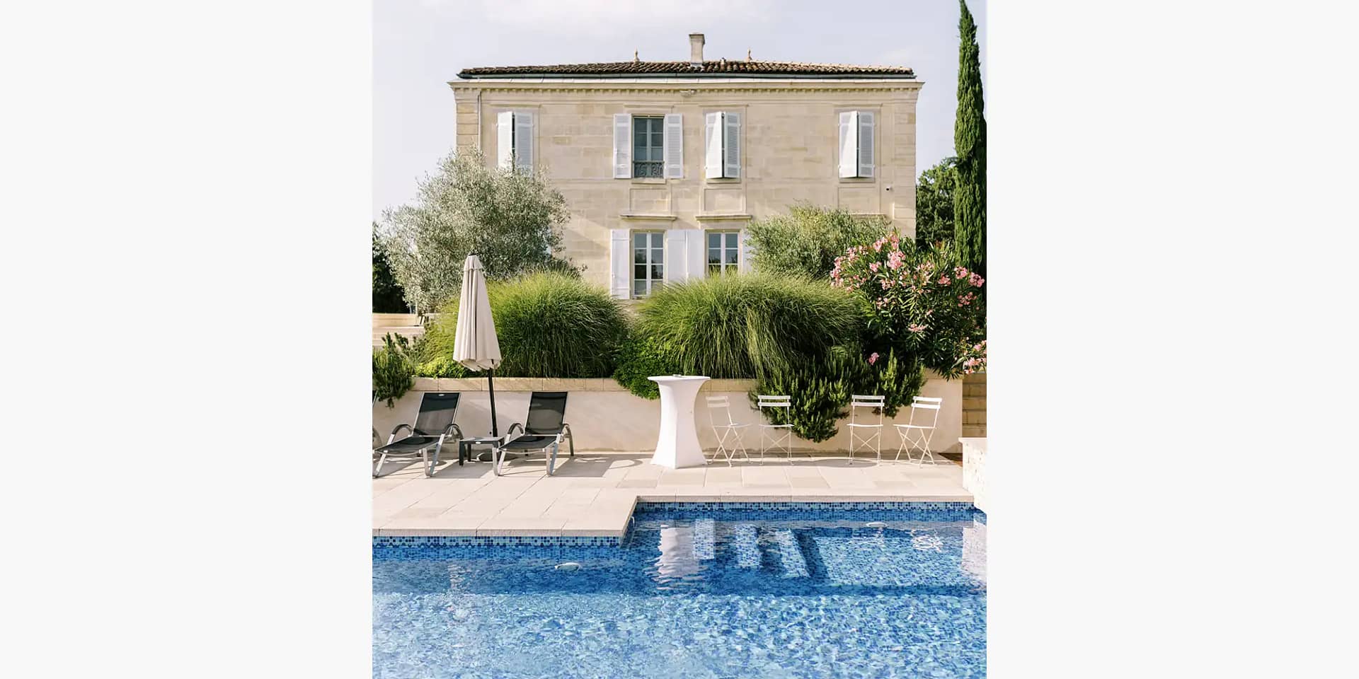 wedding venue with pool bordeaux
