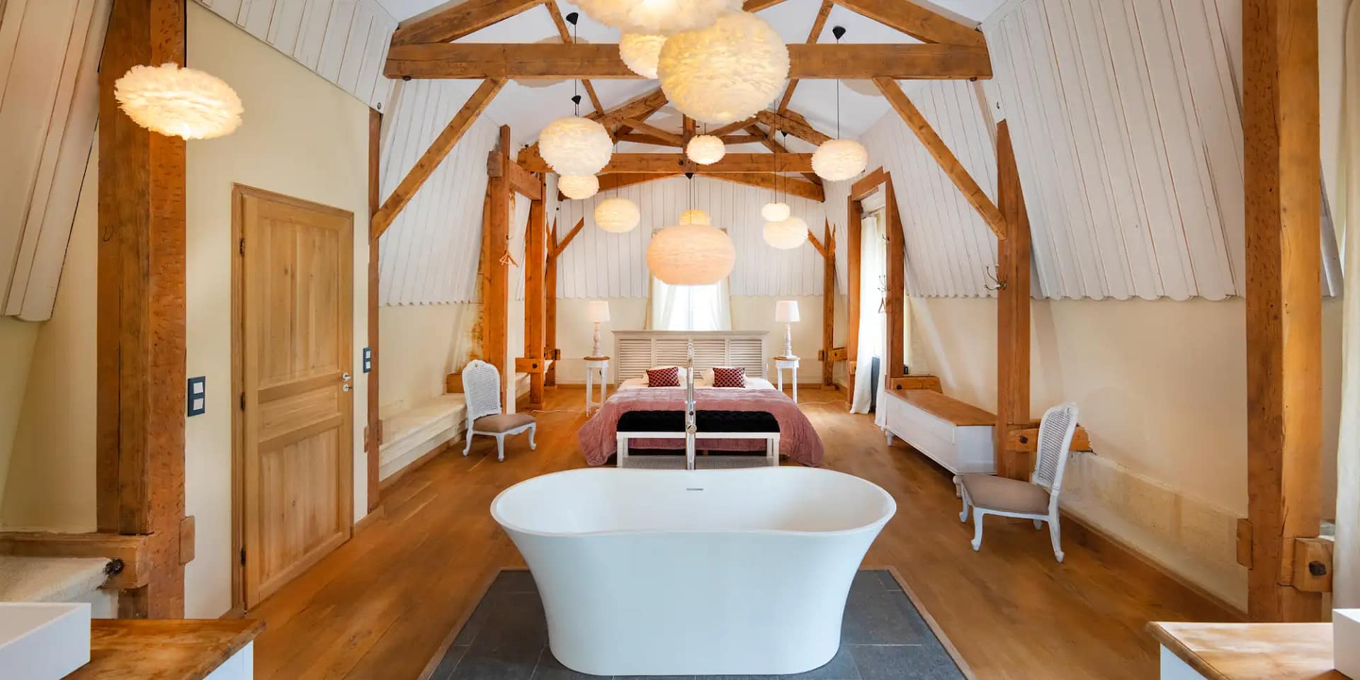 chateau de garde accommodation