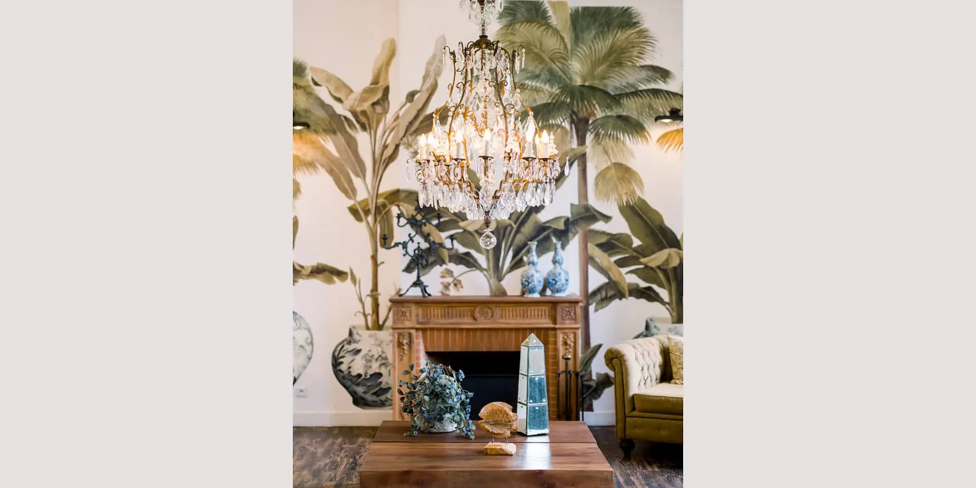 chateau de garde interiors