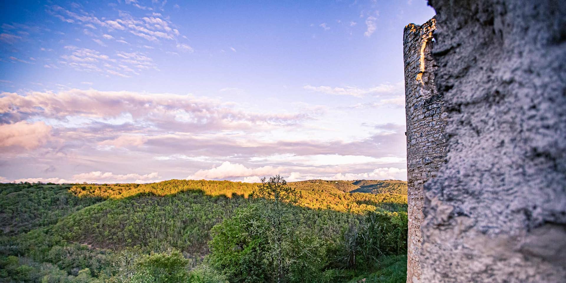 chateau de roussillon wedding