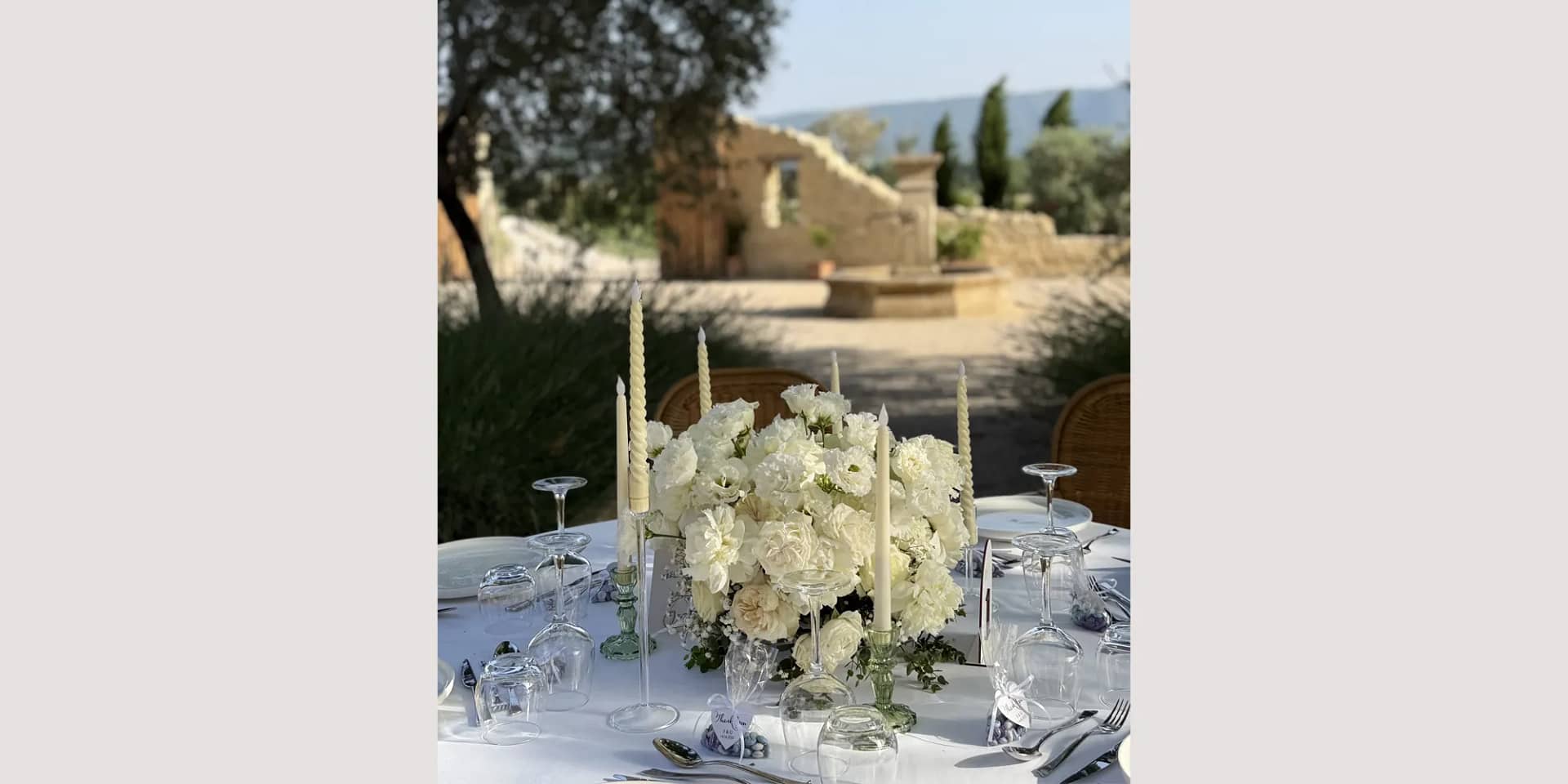 luxury and rustic wedding venue provence