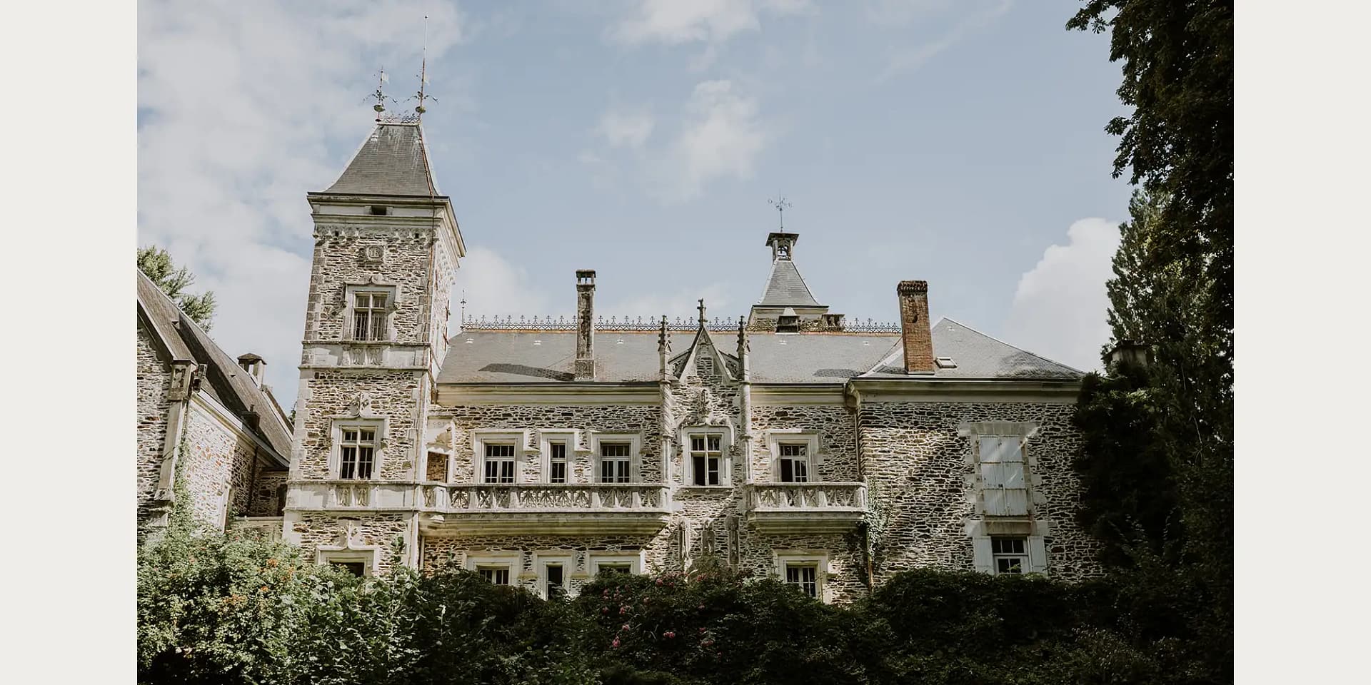 chateau oche wedding