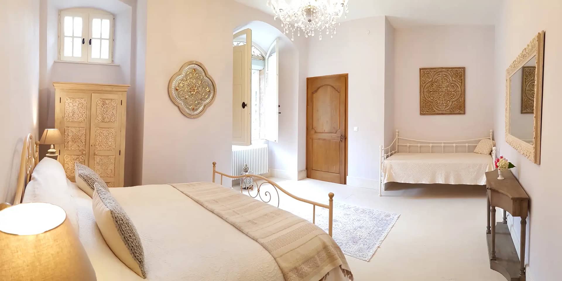 bedroom chateau doche