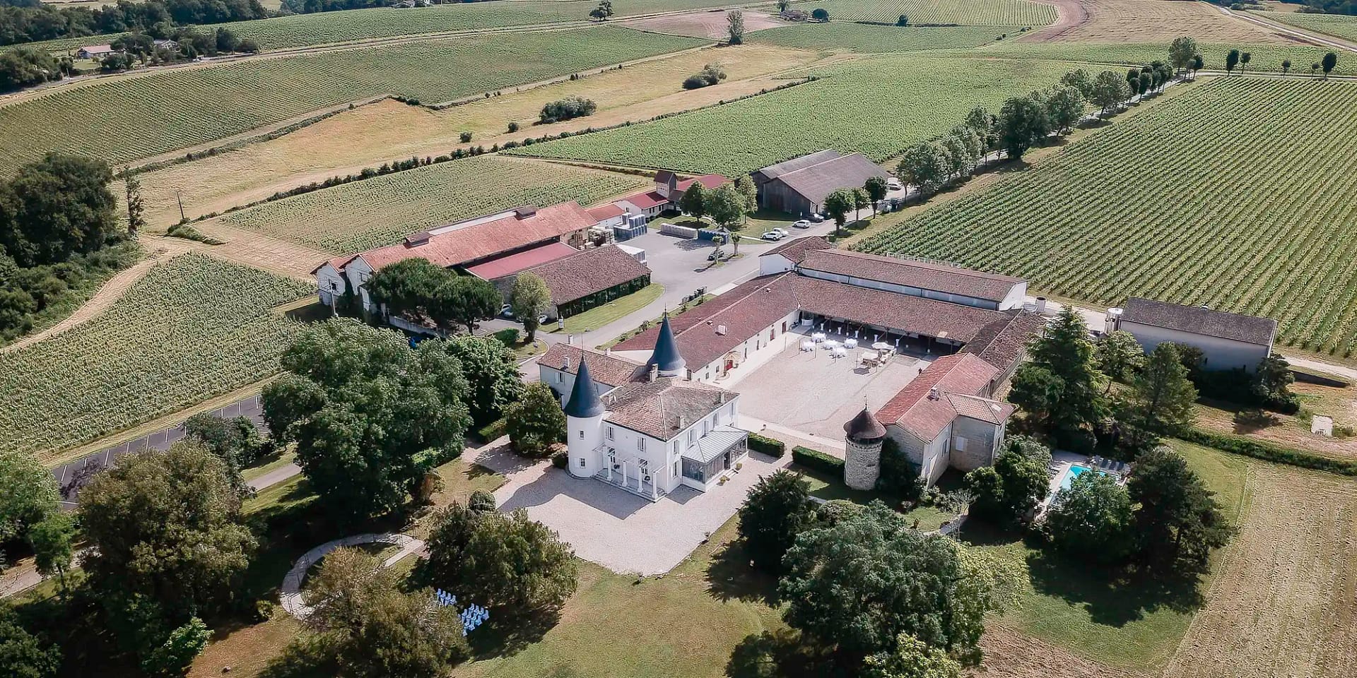 chateau vineyards bordeaux