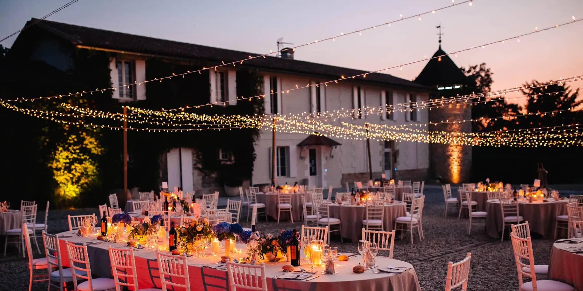 courtyard chateau wedding france