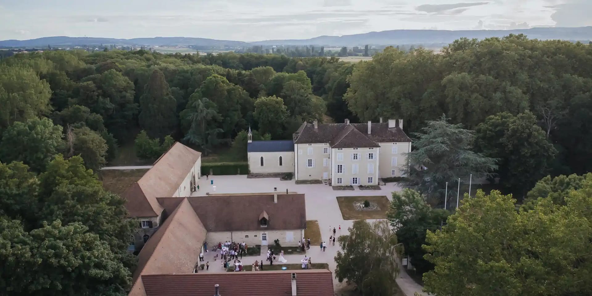 french wedding chateaus