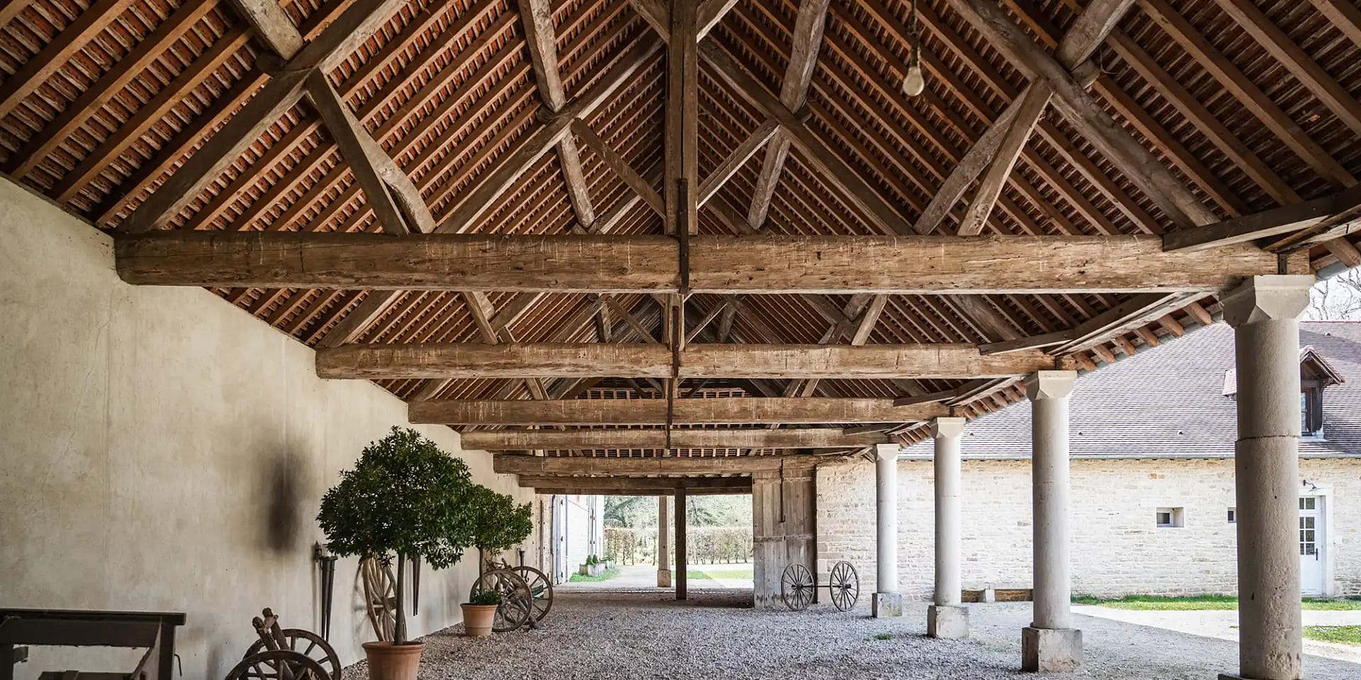 barn wedding lyon