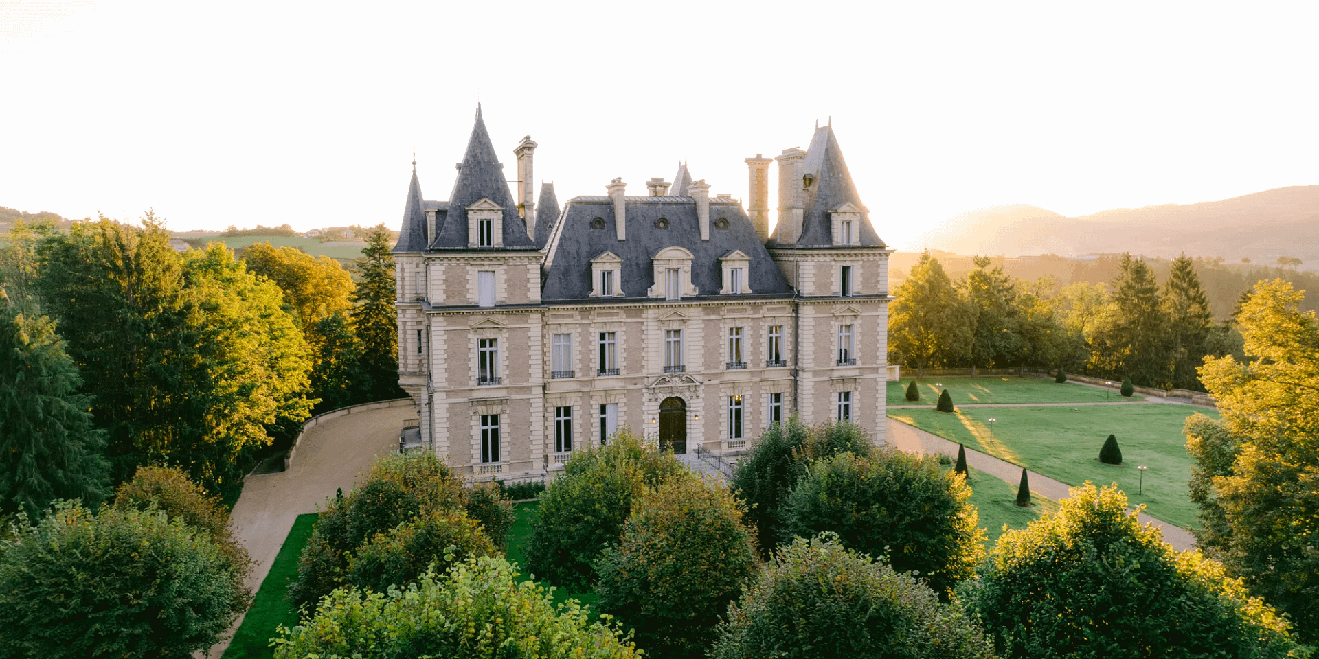 sumptuous chateau wedding france lyon