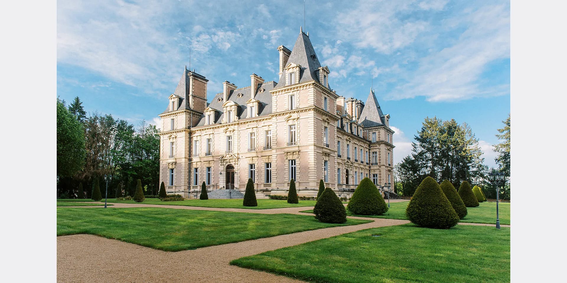 chateau des halles wedding