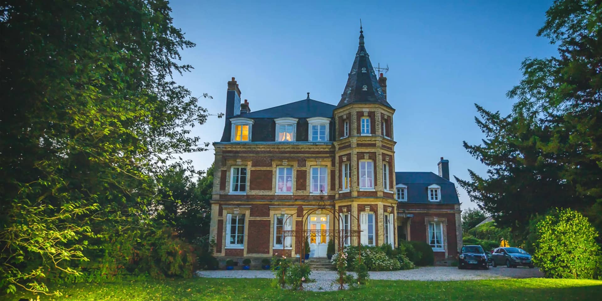 chateaux normandy to hire for wedding