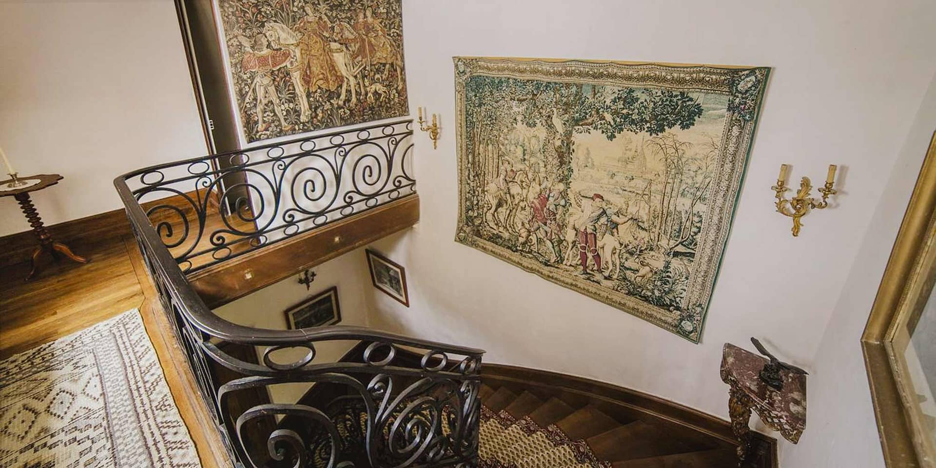 chateau de la porte stairs