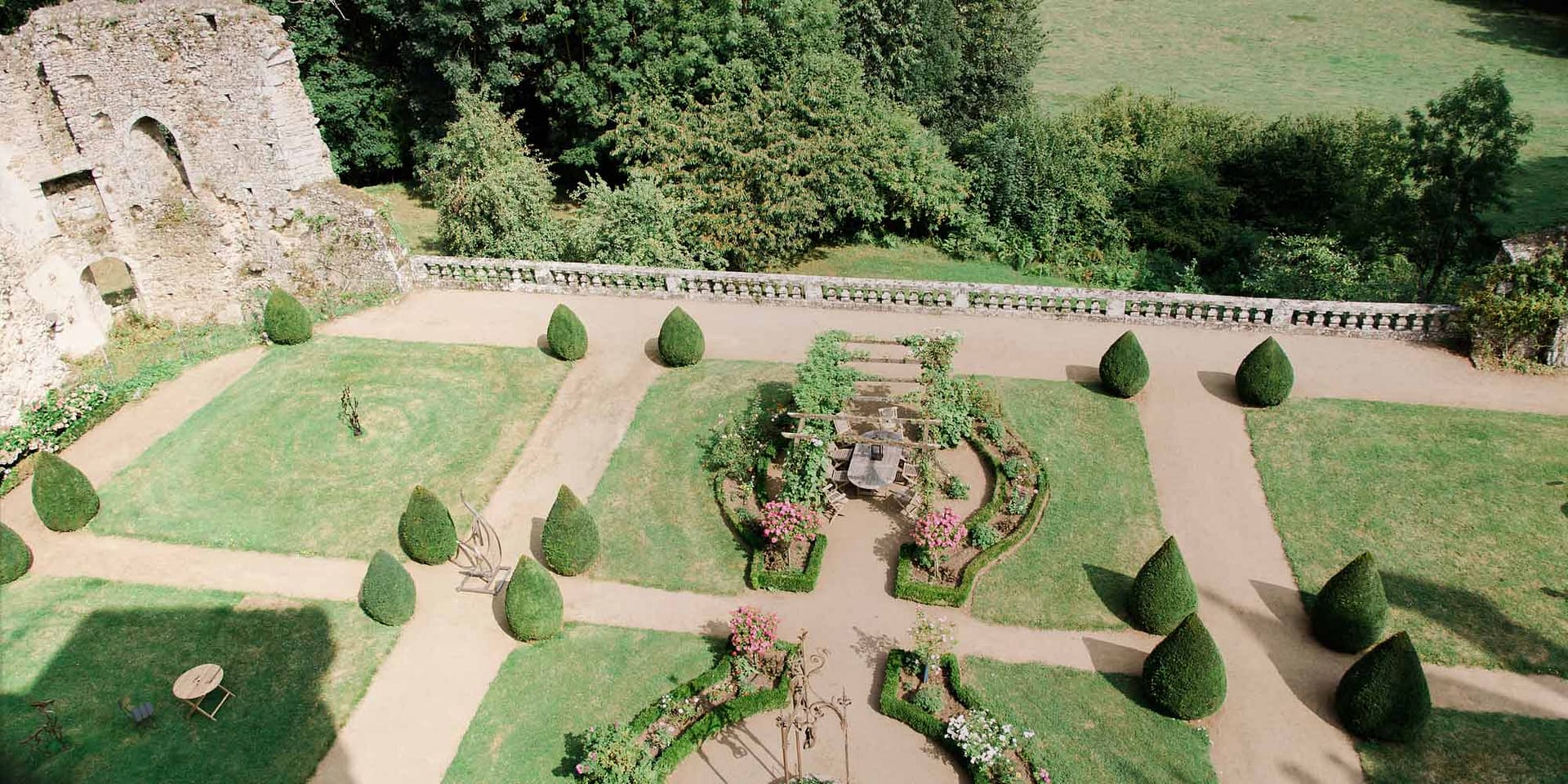 french chateau wedding