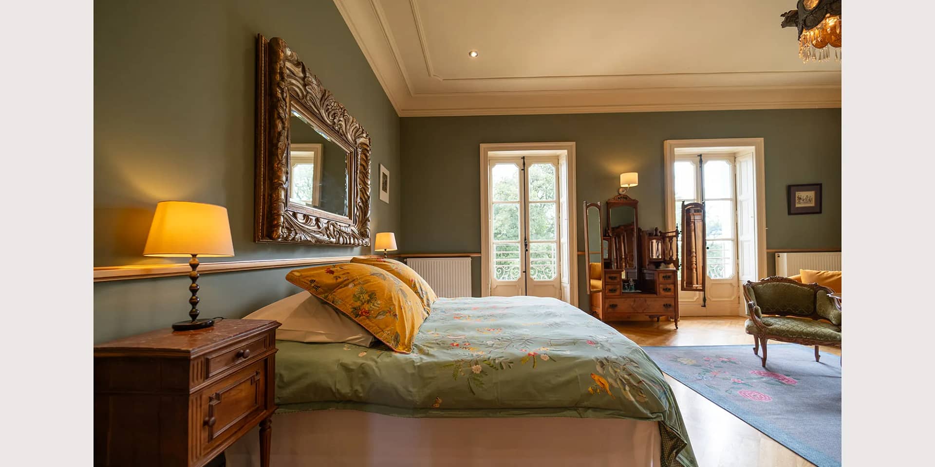 bedroom chateau bezyl