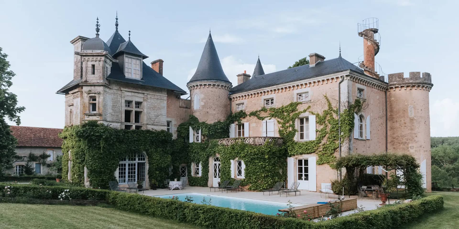 French wedding secret venue