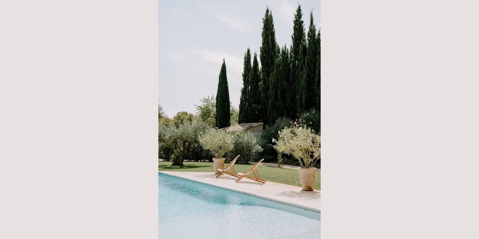 wedding venue with pool near marseille