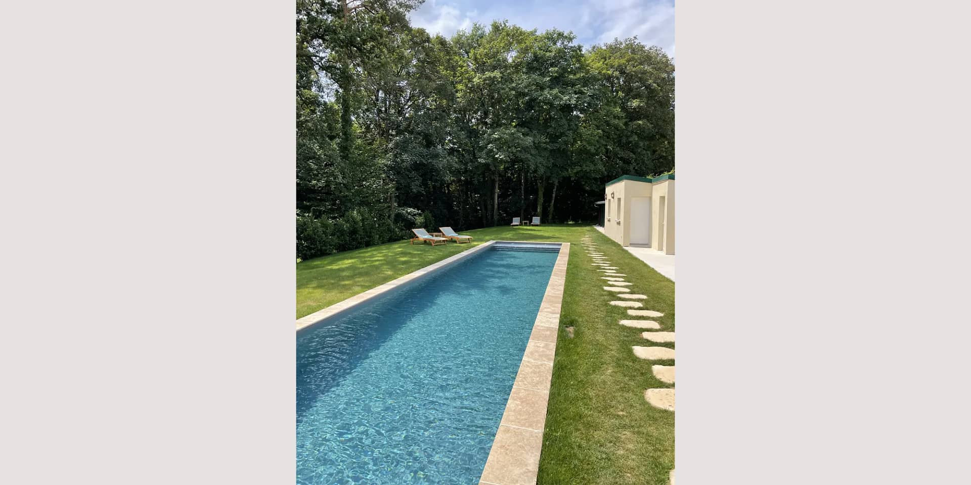 chateau de la huberdiere pool