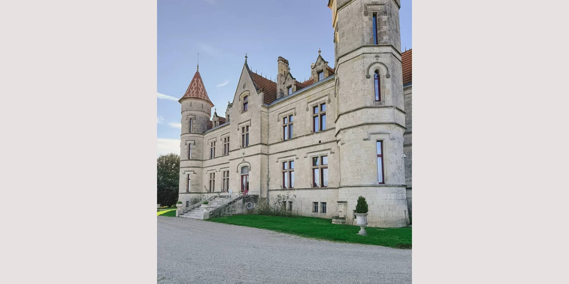 chateau moncassin