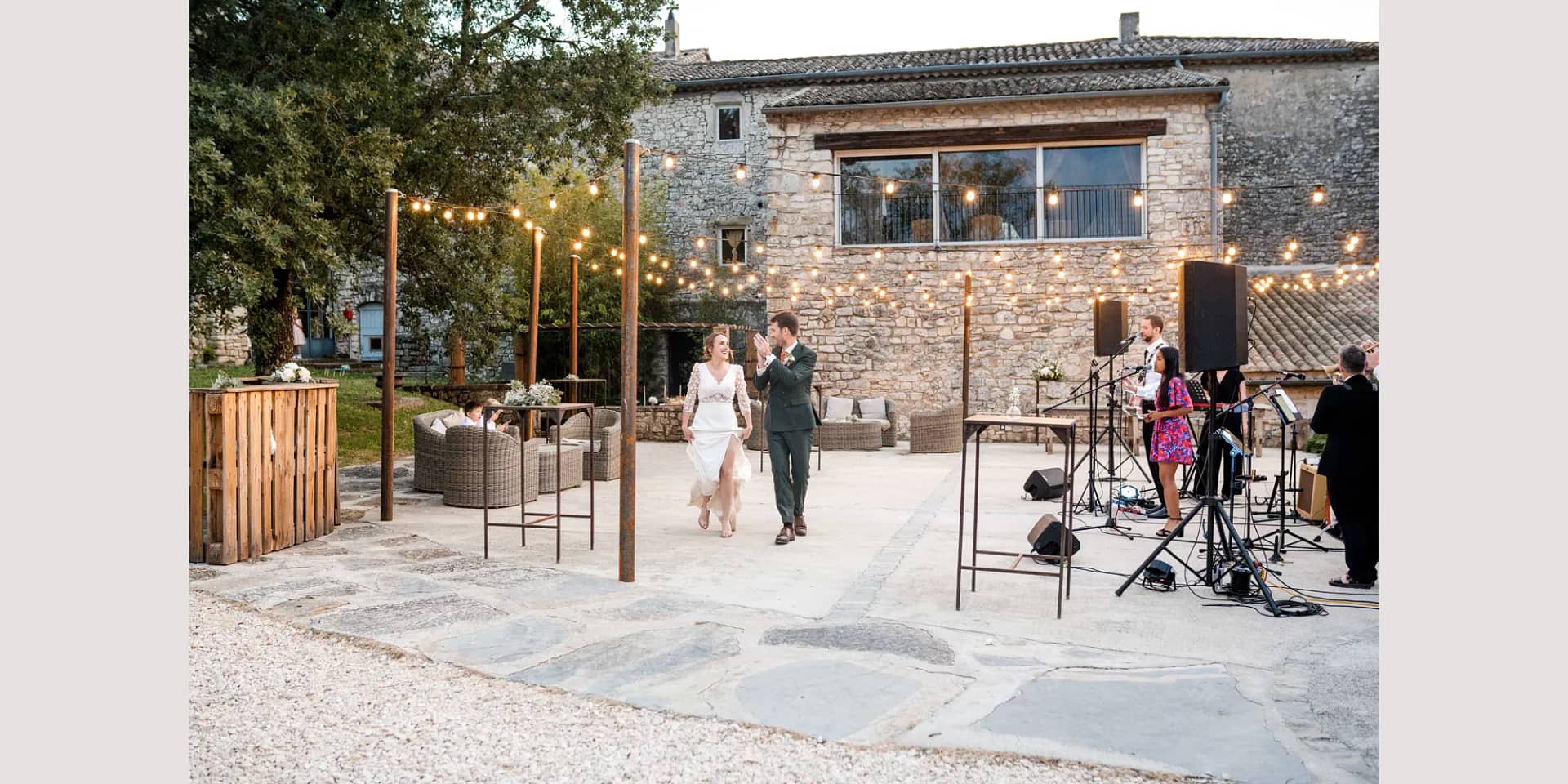 outdoor reception provence wedding venue