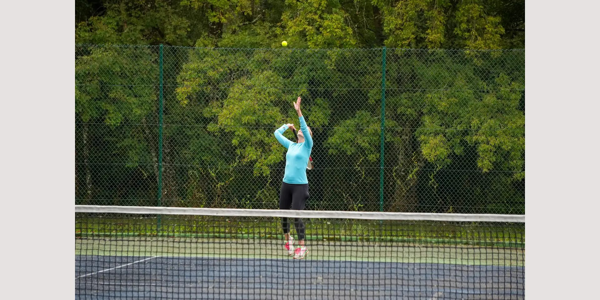 chateau with tennis court wedding