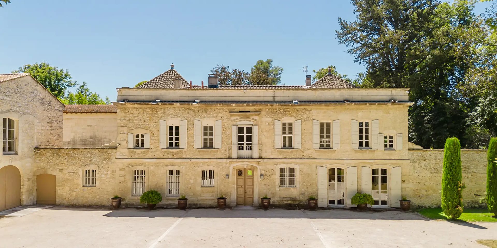 best wedding venue avignon